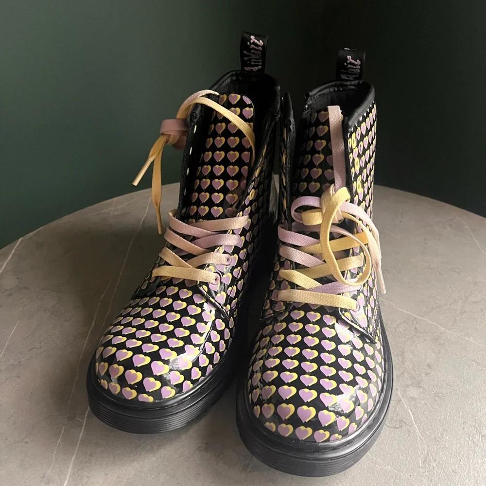 Dr Marten 1460 Patent Heart Overlay Boots Junior